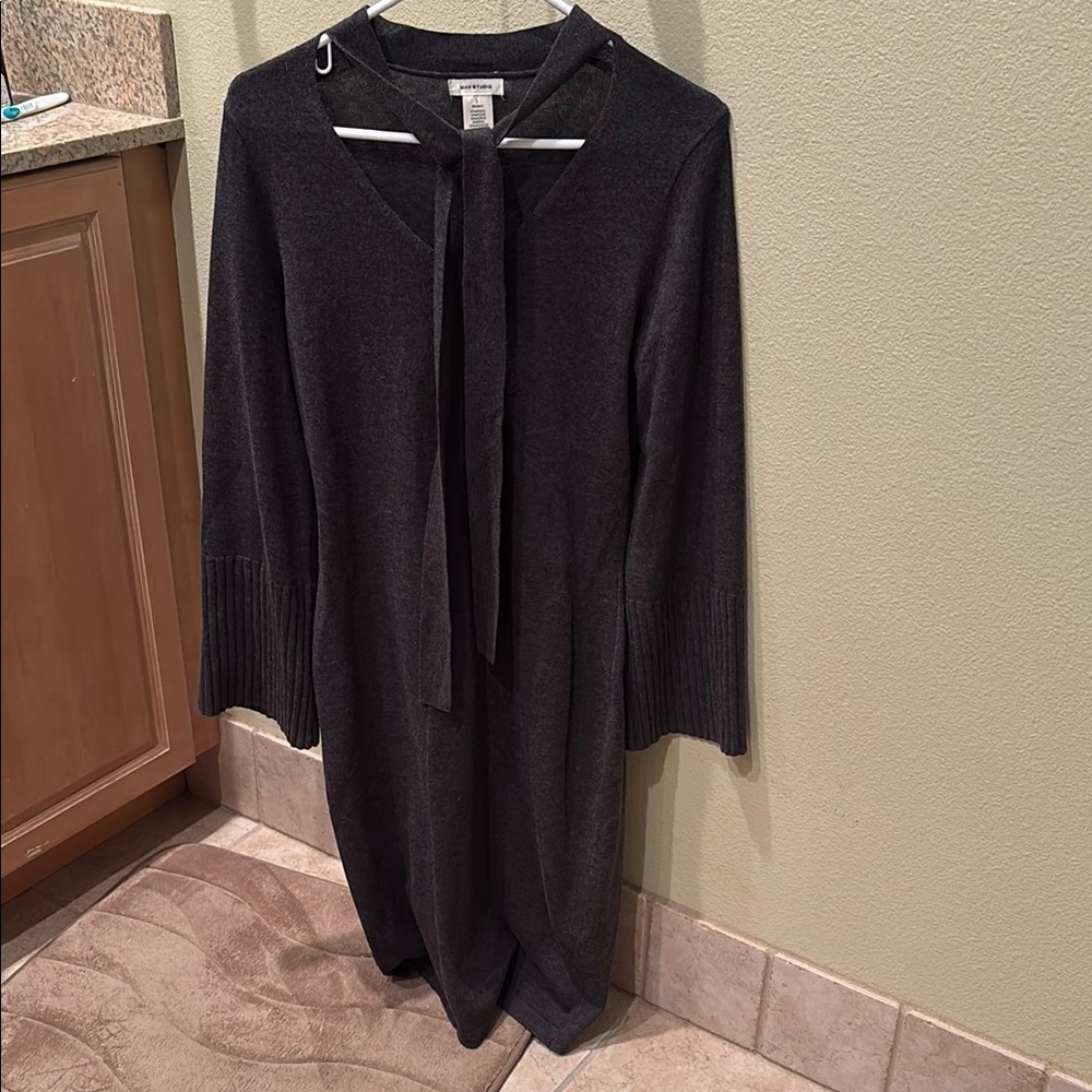Max Studio woman's grey dress Elegant Black Maxi Dress